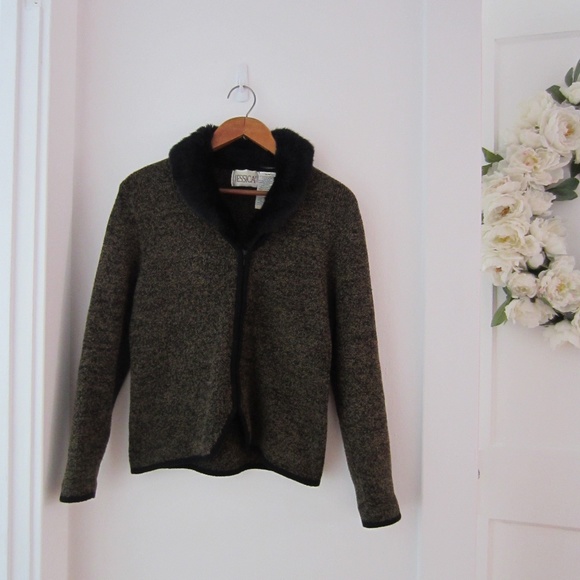 JESSICA M vintage Faux Fur Cardigan - Picture 2 of 14